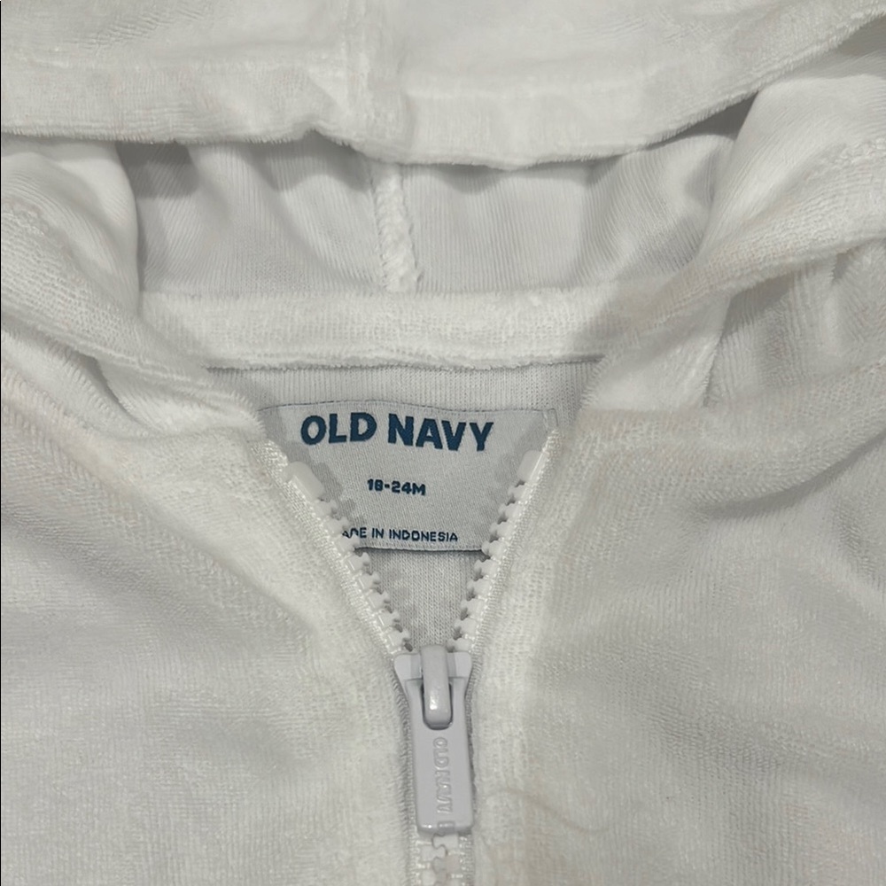 Old Navy White Zip-Up swim coverup - Picture 2 of 4